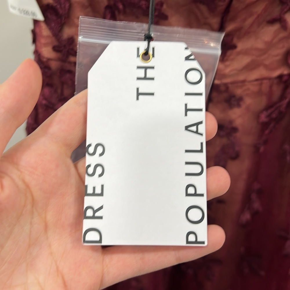 DRESS THE POPULATION Kailyn Dress gown midi - Picture 9 of 11